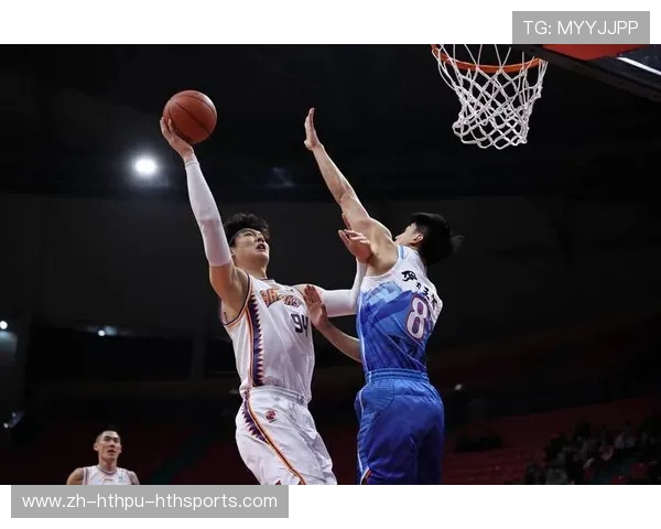 足球世界杯与CBA联赛对比探讨 足球世界杯与CBA联赛对比探讨